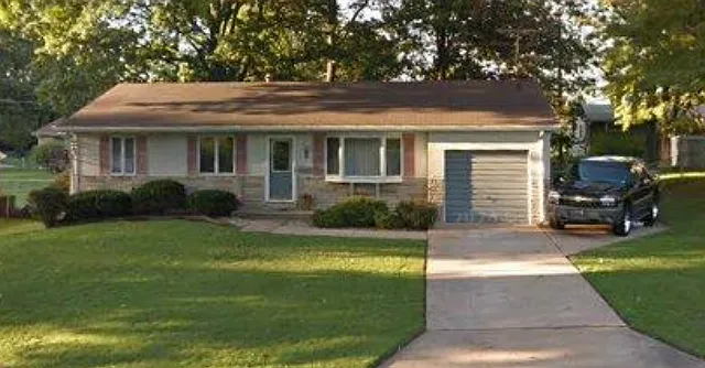 533 Alcove Ave photo 1