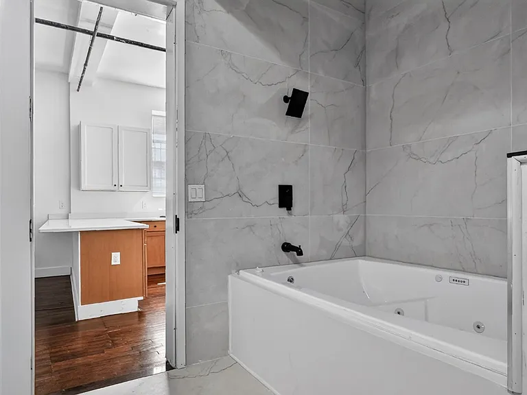 813 Chapel St — Photo 26