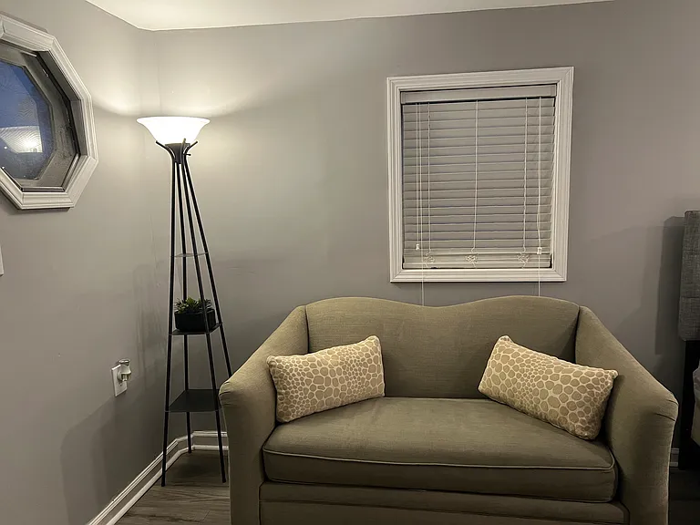 3223 Loftyview Dr — Photo 2
