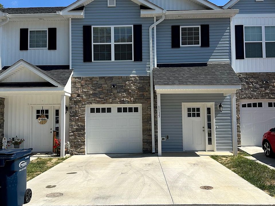 1st image of 1115 Maid Marian Ln NE