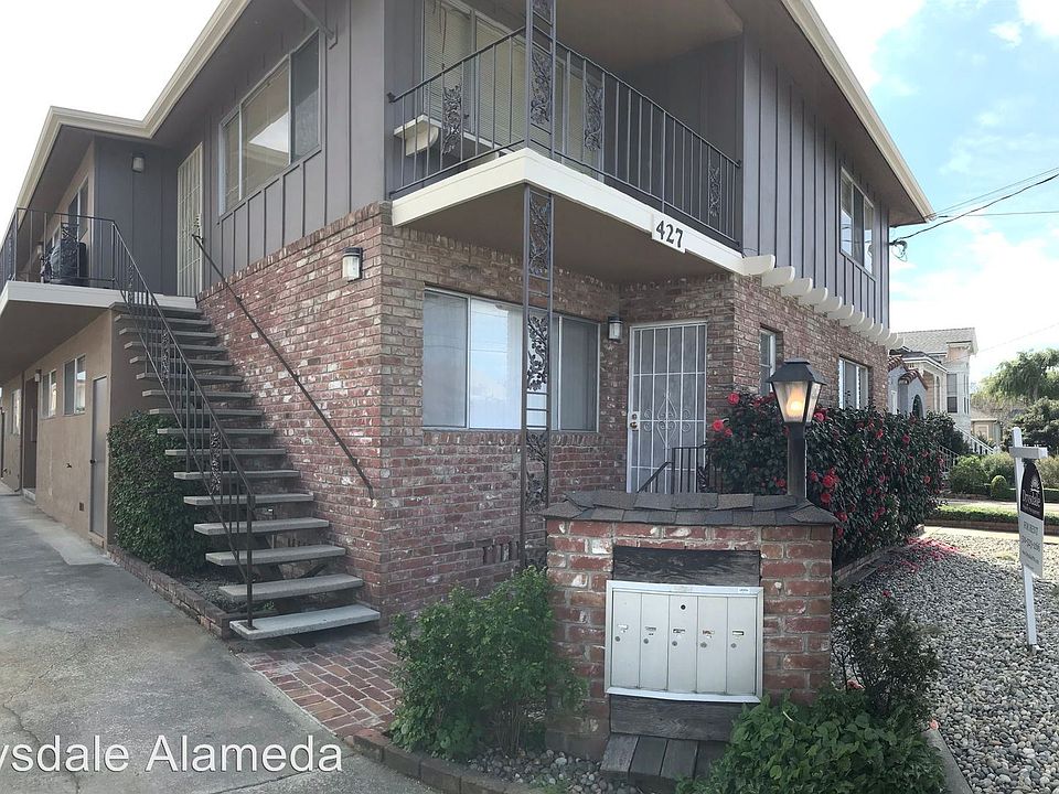 1st image of 427 Juana Ave APT A
