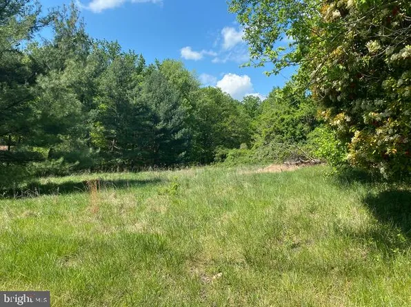 14430 Jones Ln, Gaithersburg, MD 20878