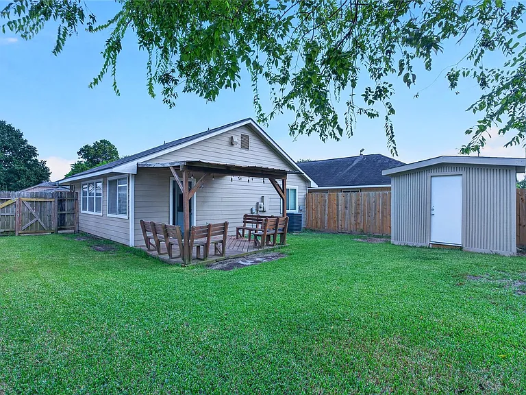 3922 Pintan Ln — Photo 19