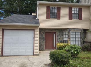 1004 Pine Tree Trl, College Park, GA 30349
