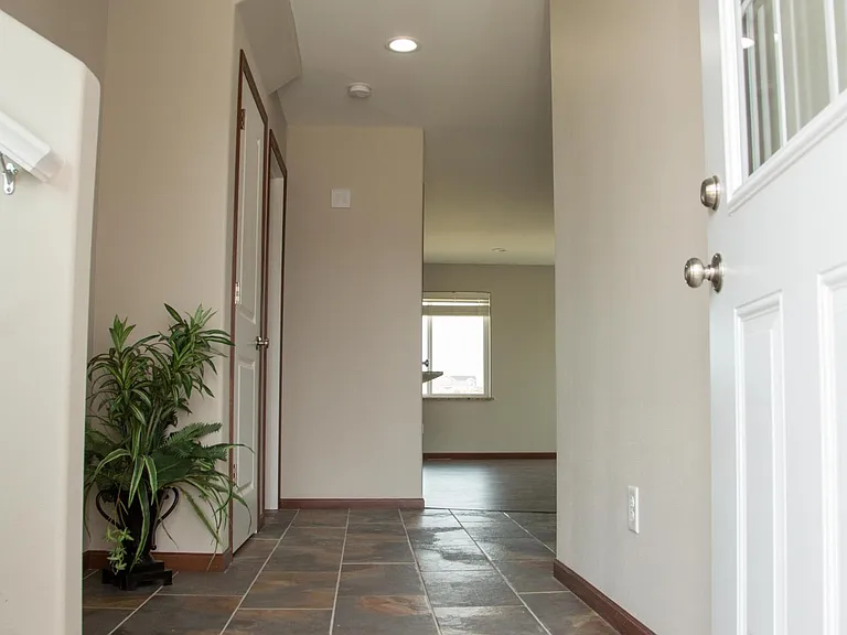 6333 Pawnee Ln — Photo 3