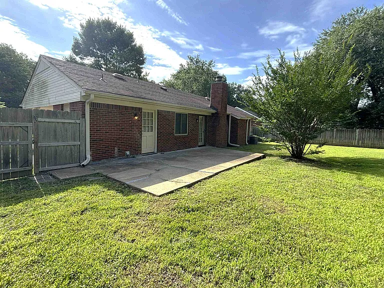 1153 Verlington Dr — Photo 17