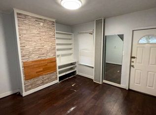 27 Hewitt St, Trenton, NJ 08611