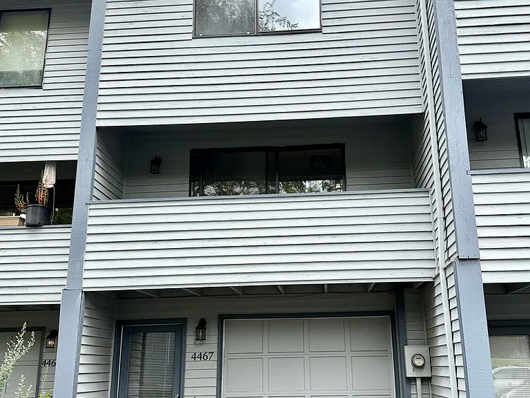 0152-01D - Elm Tree Garden Apartments D — Photo 2