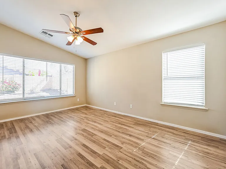3026 W Rapalo Rd — Photo 11