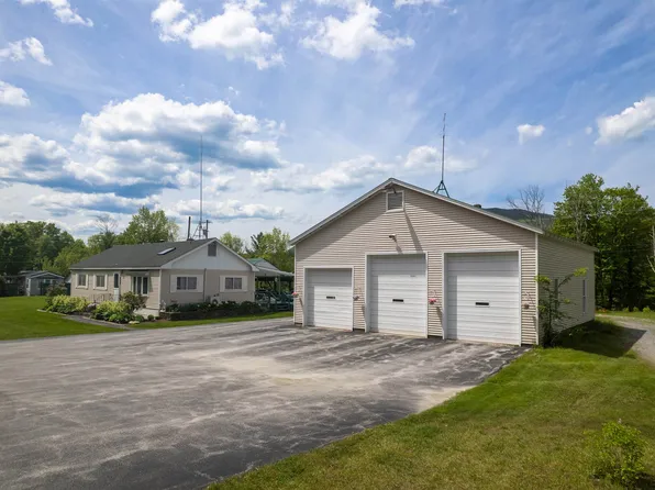 233 Squires Road, Manchester, VT 05255