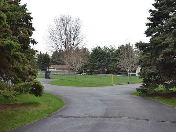 2nd image of 8505 Clyde Park Ave SW
