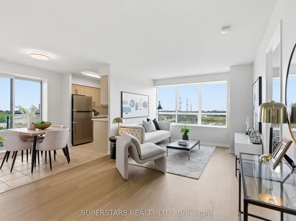 23 Oneida Cres #1204, Richmond Hill, ON L4B 0A2