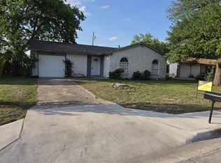 1500 Glenmeadows Dr, Round Rock, TX 78681