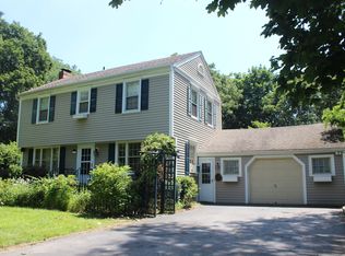 162 Overocker Rd, Poughkeepsie, NY 12603