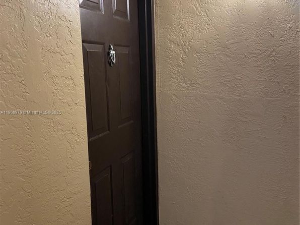 2173 Renaissance Blvd APT 105