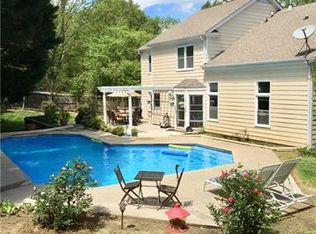 9136 Stoney Corner Ln, Charlotte, NC 28210