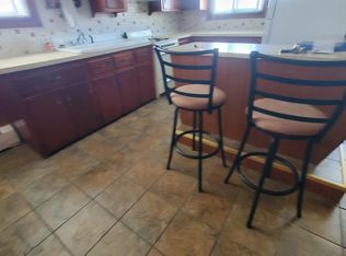 38 Colfax St, Fall River, MA 02720