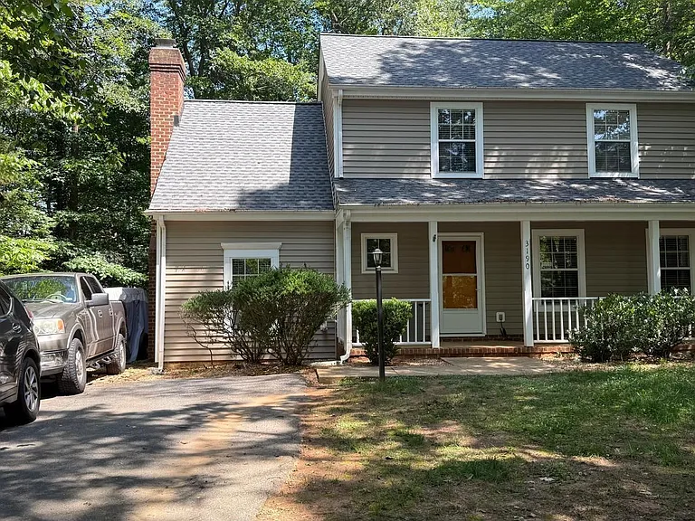 3190 Saddlebrook Ln — Photo 2