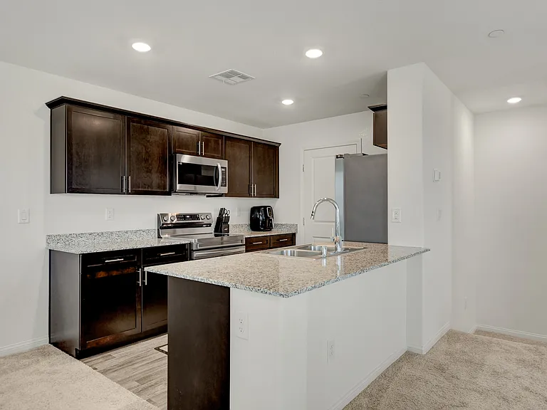 6924 Spicy Merlot St — Photo 13
