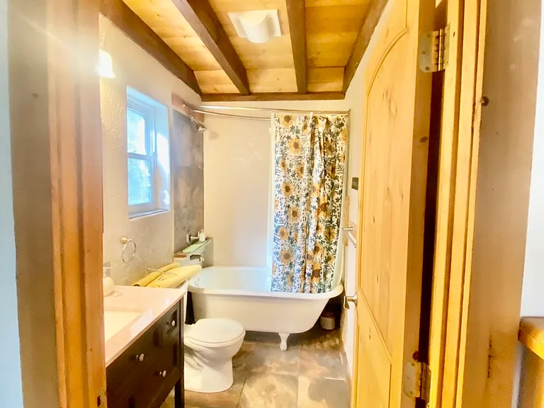 6268 Platt Ave #3 — Photo 8