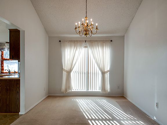 5th image of 5105 Hilltop Ct
