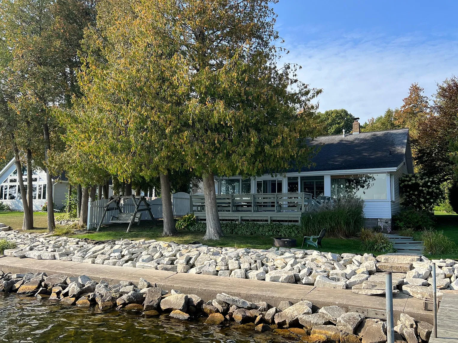 N Duluth Pl, Sturgeon Bay — Photo 2