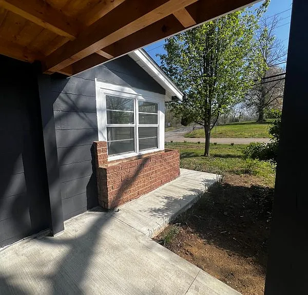 1801 Woodson Dr — Photo 46