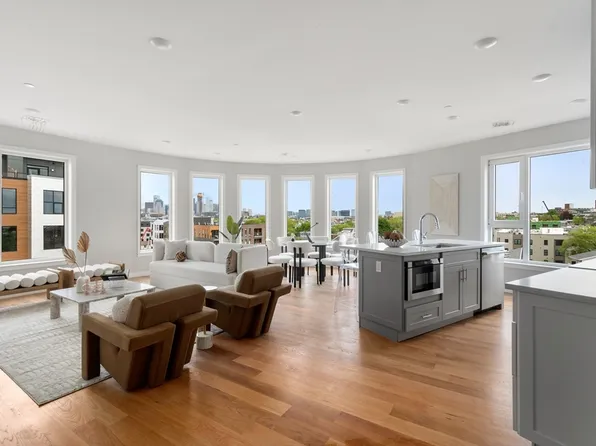 267 Old Colony #604, Boston, MA 02127