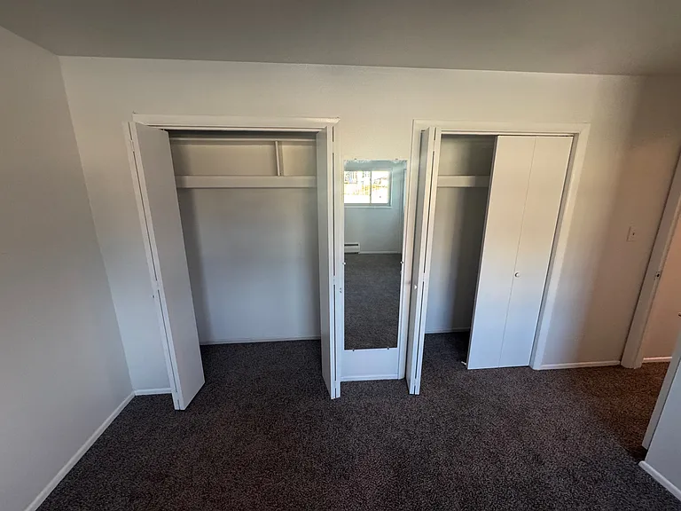 434 Valley Hi Cir #B24 — Photo 18