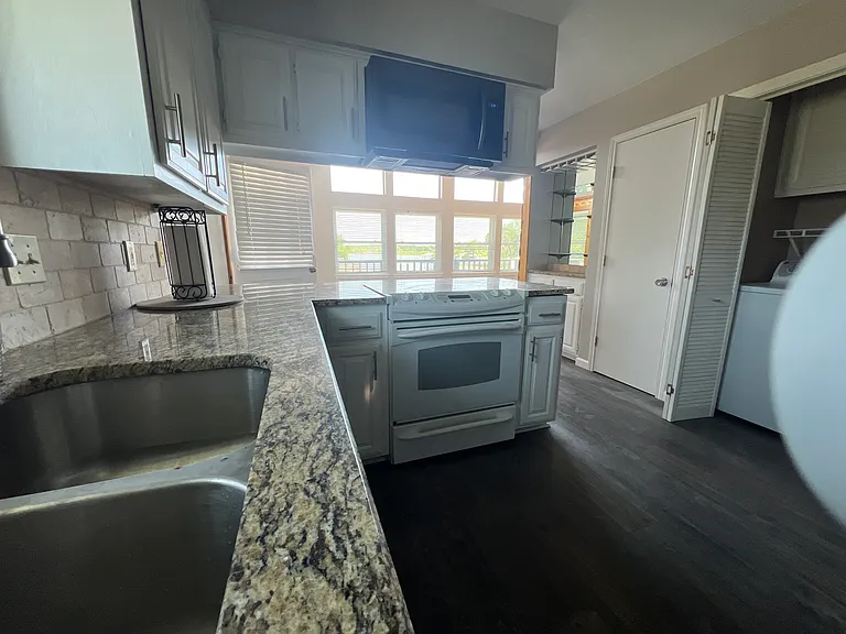 Harbor Cir — Photo 10