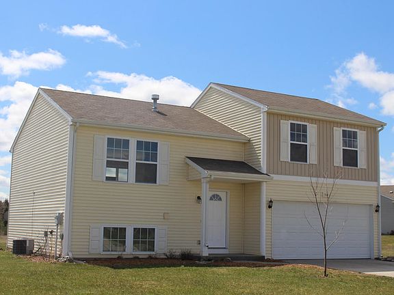 2nd image of 7510 Red Cedar Dr NE