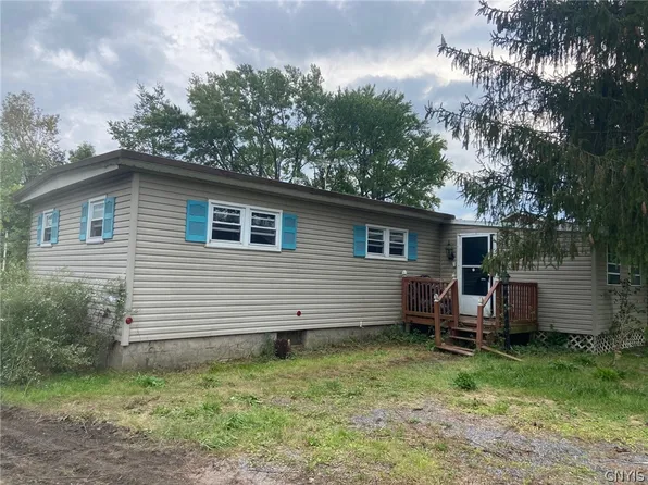 7190 Dugway Rd, Clinton, NY 13323