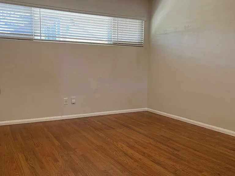 4112.5 Arizona St #4112.5 — Photo 10