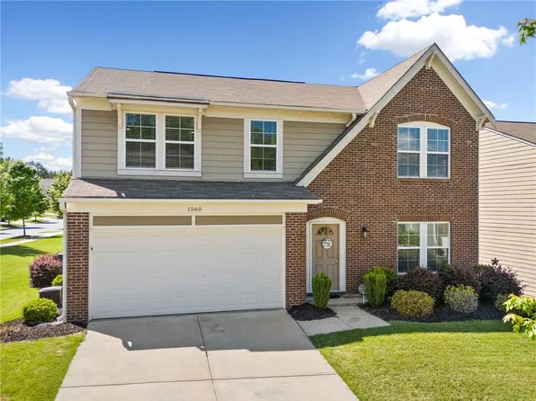 1560 Avalon Creek Rd, Sugar Hill, GA 30518
