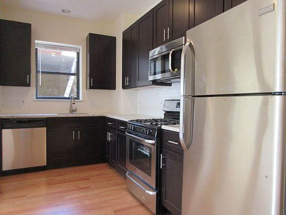 3rd image of 1346-1348 W Howard St #3-1348