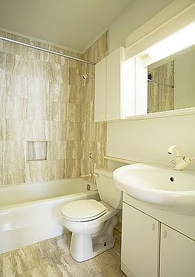 5th image of 157 E 32nd St APT 9C