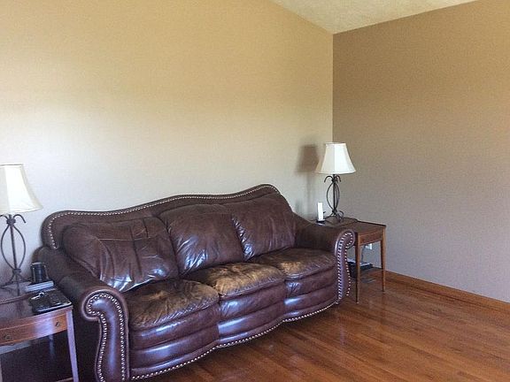 4th image of 1758 Oriole Dr