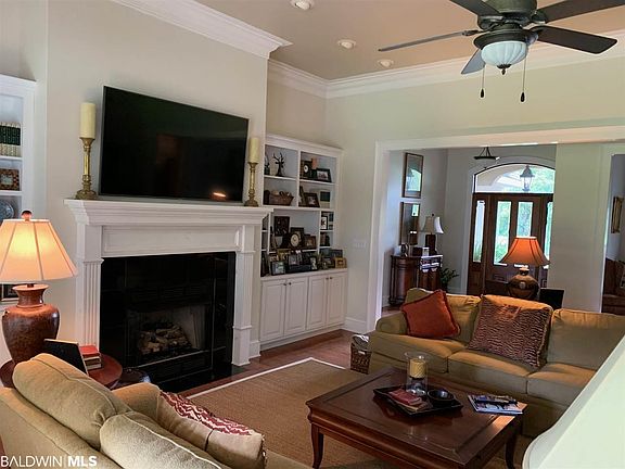 5th image of 105 McMead Dr