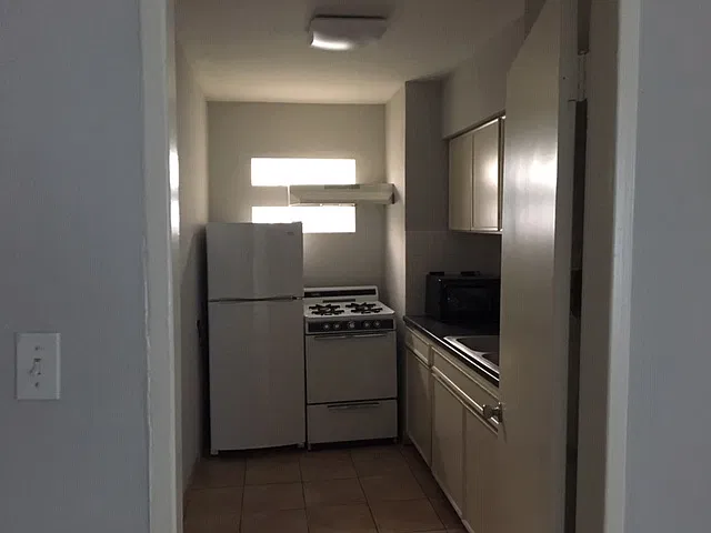 1409 Castle Ct #3