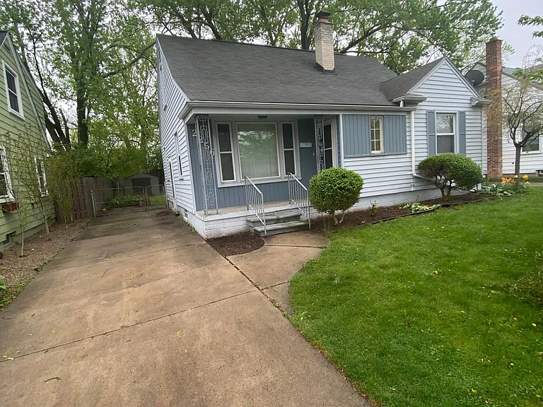 2256 Mortenson Blvd — Photo 2