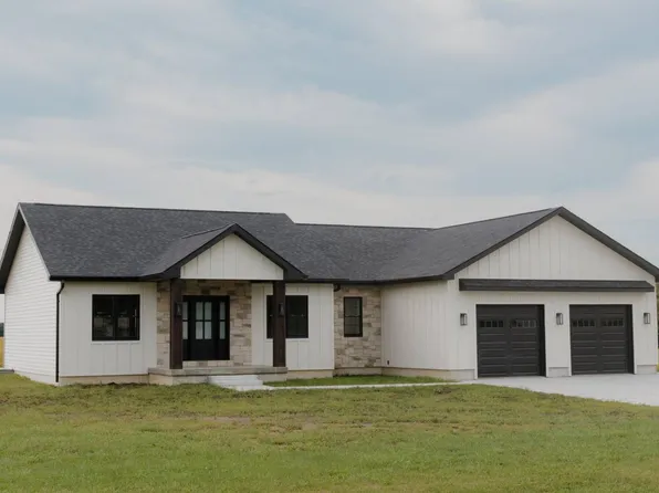 320 Main St, Camp Pt, IL 62320