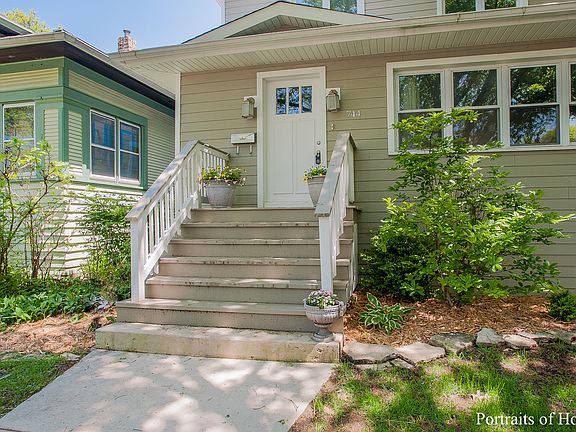 2nd image of 744 Hayes Ave