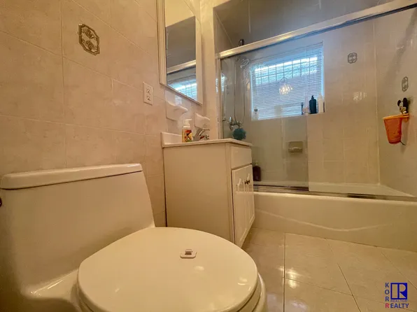 3105 Emmons Avenue image 7 of 31