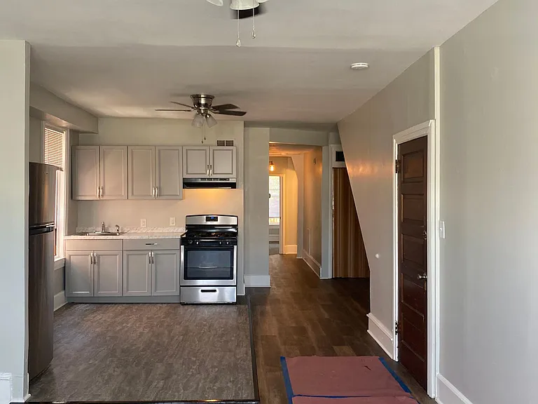 1855 Market St #2 — Photo 3