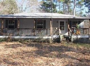 381 Newbury Ln, Clinton, AR 72031