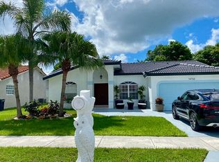 14752 SW 173rd St, Miami, FL 33187