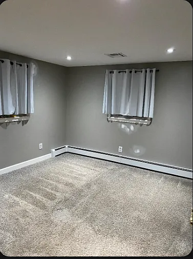 3 bed, 1.5 bath, 1342 sqft, $2,600 — Photo 3