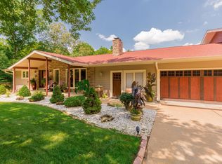 10647 Mentz Hill Acres Dr, Saint Louis, MO 63128