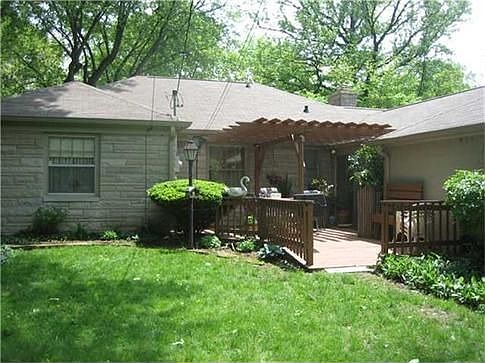 4th image of 206 Arden Dr