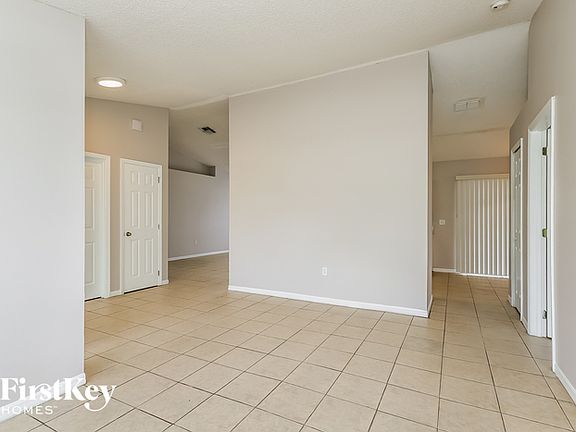 5th image of 445 Mulberry Ct